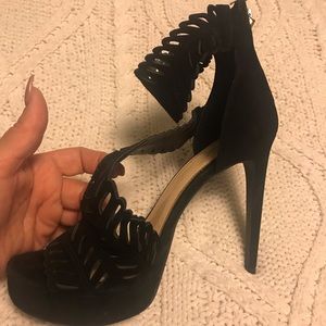 New without box - beautiful stilettos